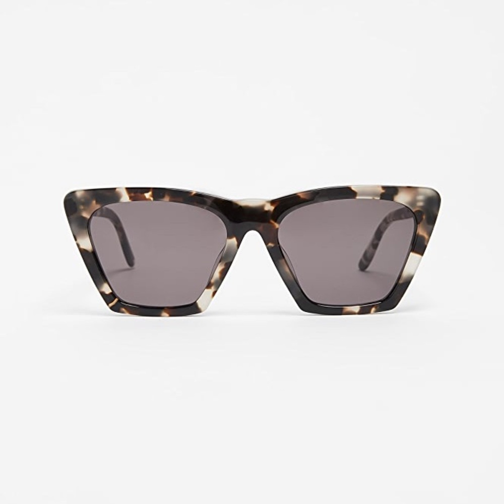 Illesteva Lisbon Sunglasses White Tortoise